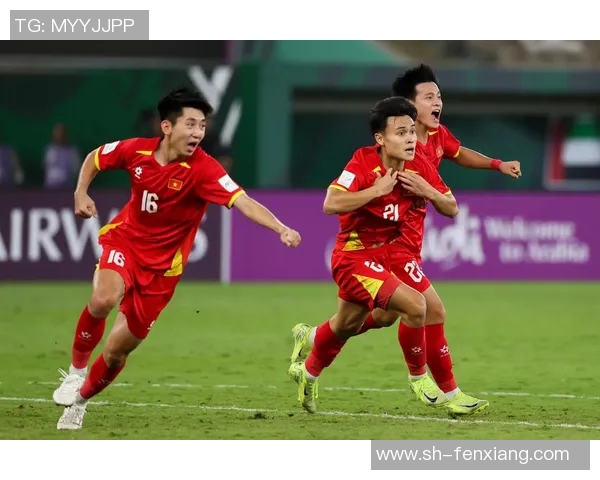 贵州智诚迎战河南队全力争胜期待精彩对决展现足球魅力